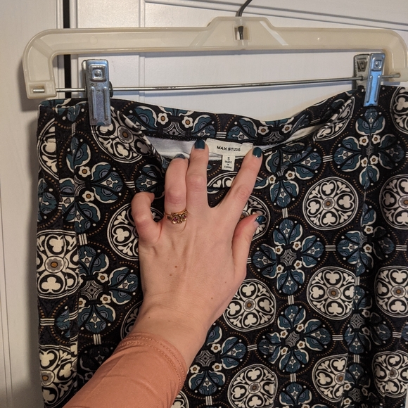 Max Studio pencil skirt - Picture 2 of 2